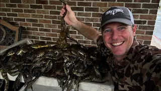 Arkansas BAREHANDED bullfrog hunting. (CATCH and Cook)