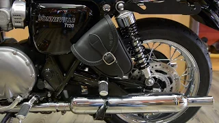 How to install a leather saddle bag to Bonneville and Street Twin - Ends Cuoio