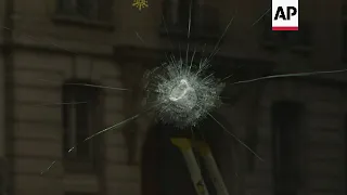 Paris protests leave aftermath of destruction