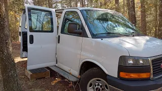 Why Cargo Vans are Great for Camping and Traveling