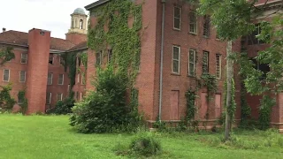 Abandoned Mental Asylum in Georgia (Went Inside)