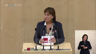 2021-10-13 104_Petra Oberrauner (SPÖ)