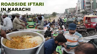 Free Food In Ramadan Iftar Time | Many People Iftar on Road | Biggest Iftar in Pakistan