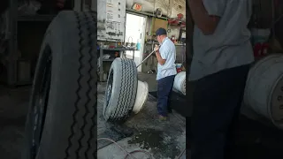 Dismounting super single tires!!!