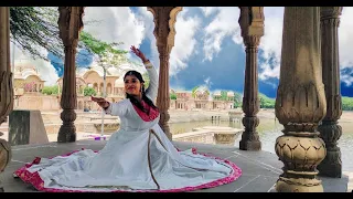 Mohe rang do laal ~ Bajirao Mastani ~ Camellia ~ Deepika Padukone~ Ranveer Singh~ Shreya Ghoshal