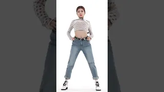 ITZY HIPS DANCE MOVE WANNABE #itzy #ryujin #yeji #lia #chaeryeong #yuna #wannabe