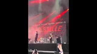 Bastille - No angels / no scrubs (live) @ Lollapal