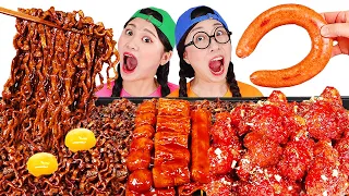 Mì đen TTeokbokki Mukbang DONA Việt Nam