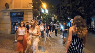 Walking Barcelona’s Passage de Gracia at Night incl. Funfair! | 4K | Aug 2019