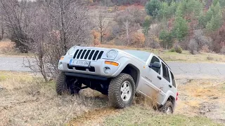 Jeep Cherokee KJ vs Toyota Land Cruiser vs Suzuki Jimny vs Jeep Cherokee XJ