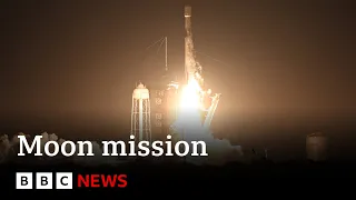 Private spacecraft blasts off to attempt first US moon landing in 52 years | BBC News