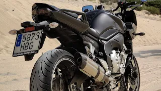 YAMAHA FZ1 con tubo de escape MIVV SUONO (db Killer On)