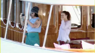 Johnny Depp & Family in his yacht - Pics ♥ Iate de Johnny Depp- Fotos