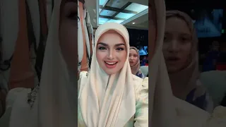 Bila Maid Siti Nurhaliza Ajak Miming Lagu Viral Ni, Failed la Siti Kalau Lip Sync 😂🤣