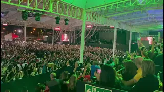 Bauru canta com Maiara e Maraisa