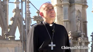 "O mia bela madunina": l'Arcivescovo Delpini sul tetto del Duomo di Milano per pregare Maria