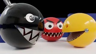 Robot Pacman vs Chain Chomp vs Red Monster Pacman (Super crazy fight)