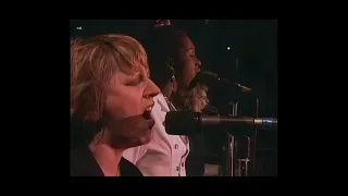 Pink Floyd - Shine On You Crazy Diamond (Live at Knebworth 1990) [David Gilmour and backing singers]