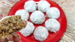 Easy Christmas Cookie Recipe 🎄 | Pecan Snowballs that melt in your mouth [Eggless]