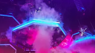 KISS Entrance Manchester 12th July 2019 FRONT ROW