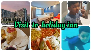 Dubai hotel tour || Holiday Inn breakfast and room tour || One day spend in dubai hotel