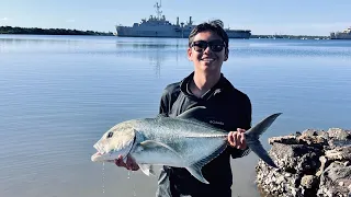 ULUA Caught Whipping LIGHT TACKLE - Ulua Fishing Hawaii