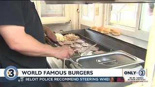 Tiny Jefferson hamburger stand has huge following