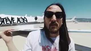 Steve aoki gives a dope tour of the aoki jet