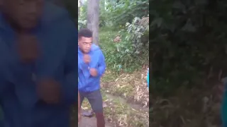 Fijian boys fighting on street - Subscribe to channel for hit happenings in Fiji