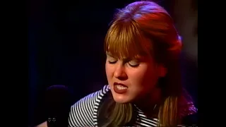 Juliana Hatfield - My Sister (Live acoustic 120 Minutes 1993) (HQ)