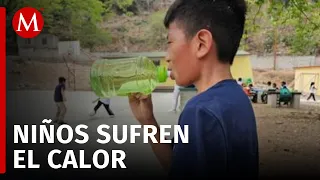 Alumnos de primaria sufren las altas temperaturas en Tabasco