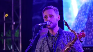 euan grey live @ battle of the band 2019 finale, cambodia (1)