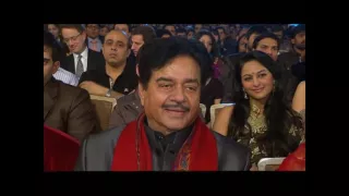 Zee Cine Awards 2011 Best Popular actor Shah Rukh Khan