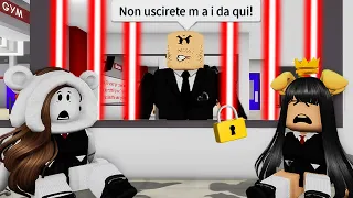 QUESTO PRESIDE CI HA RINCHIUSO A SCUOLA SU ROBLOX!