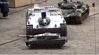 Big RC Tanks Panzer Bundeswehr ♦ Erlebniswelt Modellbau Kassel 2015 Modellbaumesse