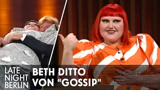 Das hat Beth Ditto von "Gossip" bei "Wetten, dass..?" angestellt | Late Night Berlin