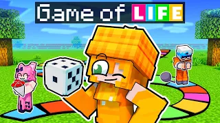 Oxy plays Game of Life in Minecraft!