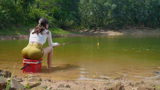 Girl Fishing | Big Fishing Surprise | Best Fishing Videos