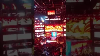 Asuka confronts Alexa Bliss Raw 12-25-17