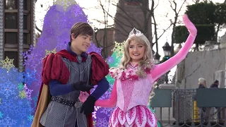 The Royal Sparkling Winter Waltz Princess show at Disneyland Paris