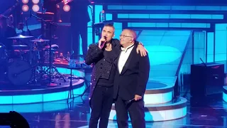 SWEET CAROLINE/Robbie Williams and Pete Conway Las Vegas  6/22/19