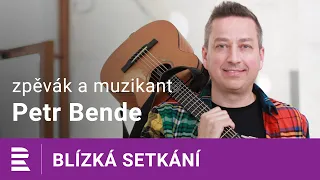 Petr Bende o kytarách na Dvojce: Jsou pro mě něco jako kniha vzpomínek