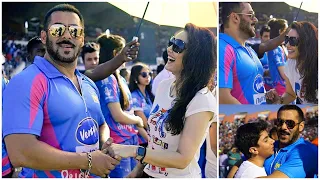 Salman Khan Making Ultimate Fun With Preity Zinta In Celebrity Cricket