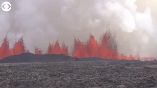 Volcano erupts in southwestern Iceland