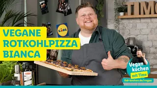 Vegan kochen mit Timo: Vegane Rotkohlpizza Bianca​ ​