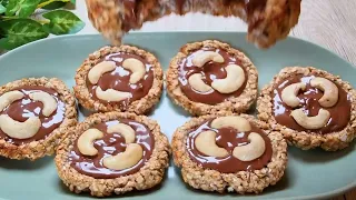 Super easy cookies with oats, banana and chocolate in just 5 minutes!