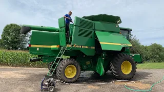 Driving & Washing The John Deere 9500 Combine