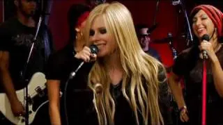 Avril Lavigne - Girlfriend (Live at the Orange Lounge) 02of 04