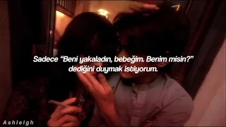 Arctic Monkeys - R U Mine? (Türkçe Çeviri)