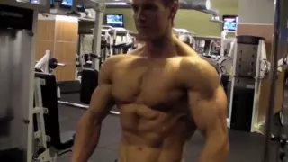 Get Shredded With A Carb Depleting Workout (Rob Riches)